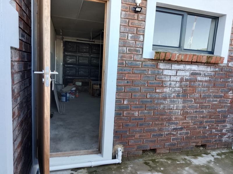 3 Bedroom Property for Sale in Albertinia Western Cape